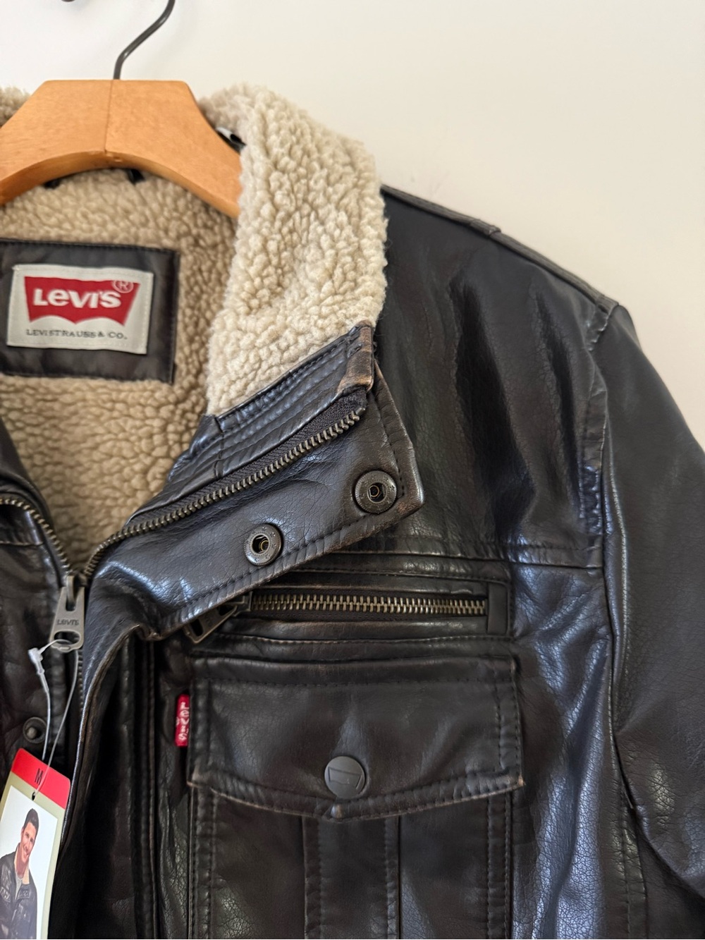 NWT✨ Levi’s Men’s Sherpa Lined Faux Leather Jacket Brown Medium M - Picture 4 of 8